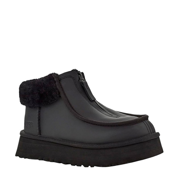 UGG Funkette Platform Boots Black
