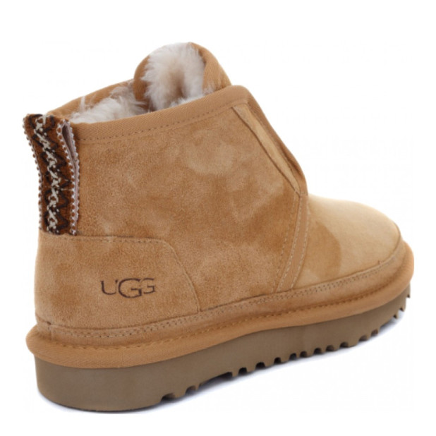 UGG Neumel Flex Boots Chestnut