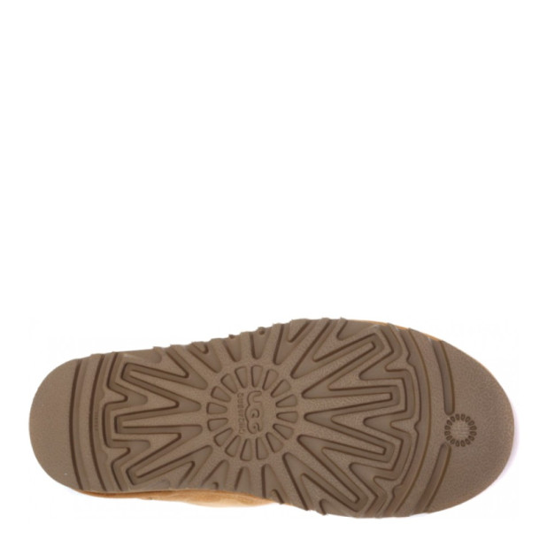 UGG Neumel Flex Boots Chestnut