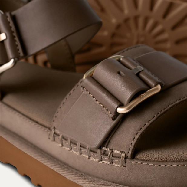 UGG Goldenstar Villa Mol