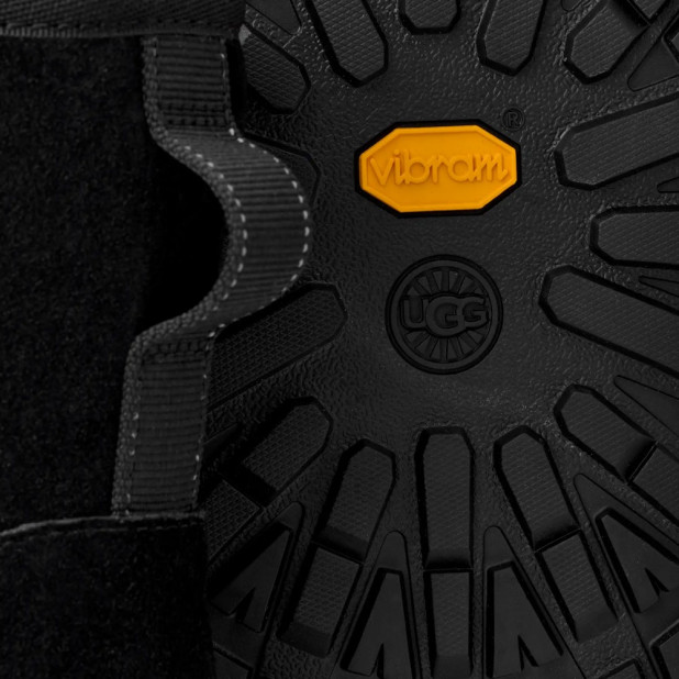 UGG Men's Classic Mini Gtx Boot Black