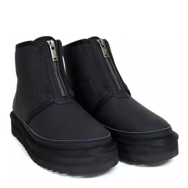 UGG Neumel Platform Zip Ultra Matte Black