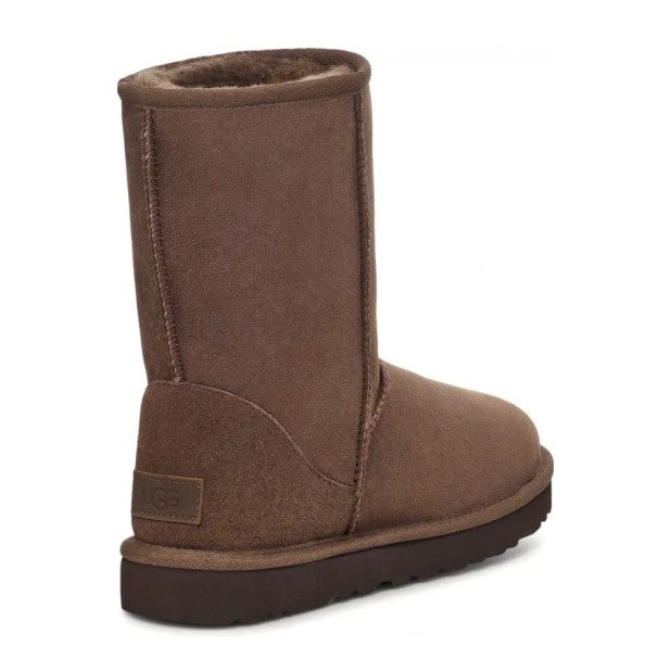 UGG Classic Short Chocolate