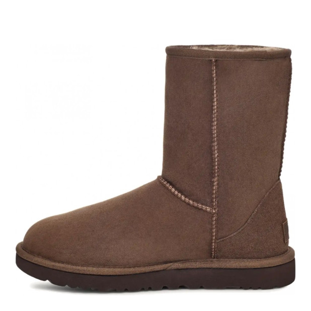 UGG Classic Short Chocolate