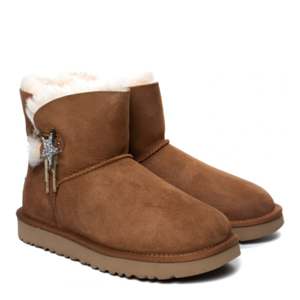 UGG Bailey Button Star Mini Chestnut