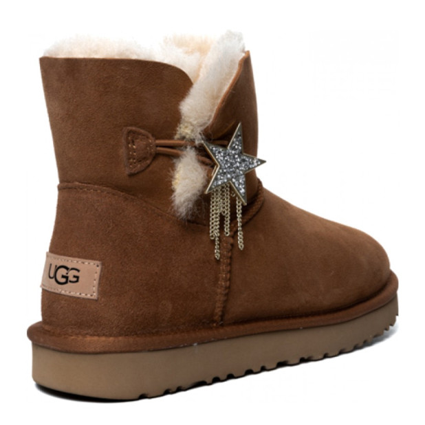 UGG Bailey Button Star Mini Chestnut