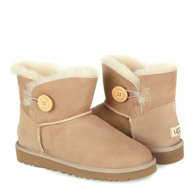 UGG Bailey Button Mini Sand