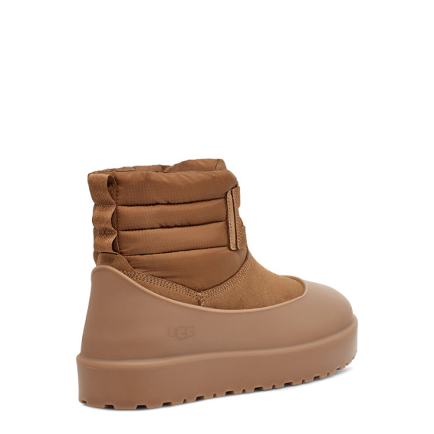 UGG Mens  Classic Mini Lace-Up Weather Chestnut