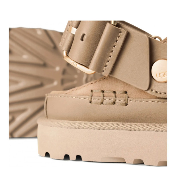 UGG Goldenstar Villa Clog Mustard Seed