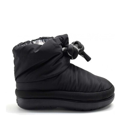 Maxi Black